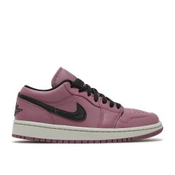 WMNS AIR JORDAN 1 LOW SE LIGHT MULBERRY  Scarpe dc7268 500