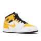 AIR JORDAN 1 MID GS UNIVERSITY GOLD  Scarpe 554725 170