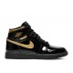 AIR JORDAN 1 RETRO HIGH OG BLACK METALLIC GOLD  Scarpe 555088 032