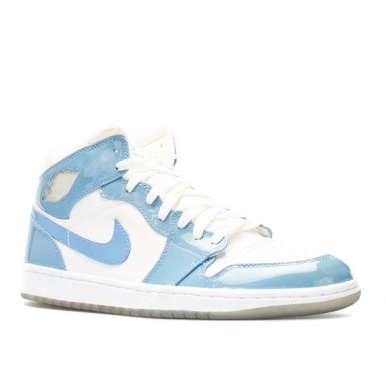 AIR JORDAN 1 RETRO UNC PATENT  Scarpe 136085 140